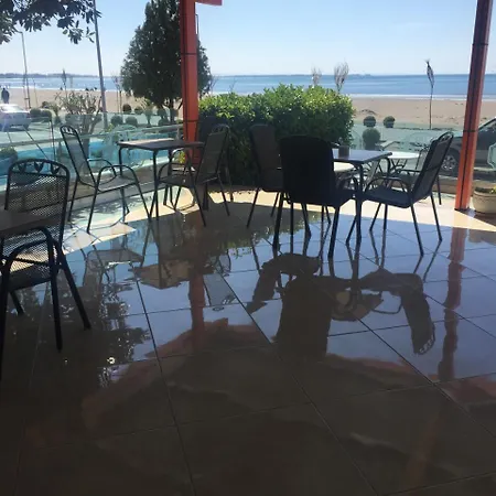 Besa Hotel 3*