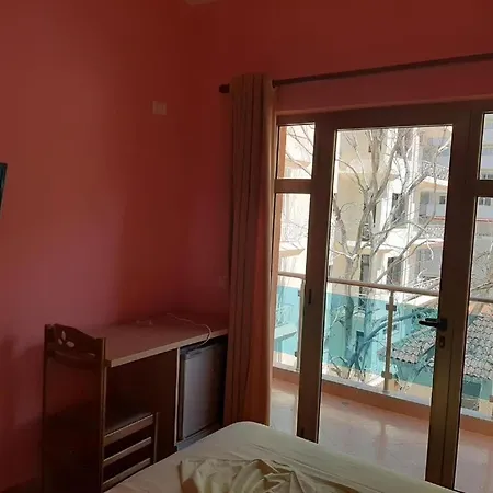 Hotel Besa 3*